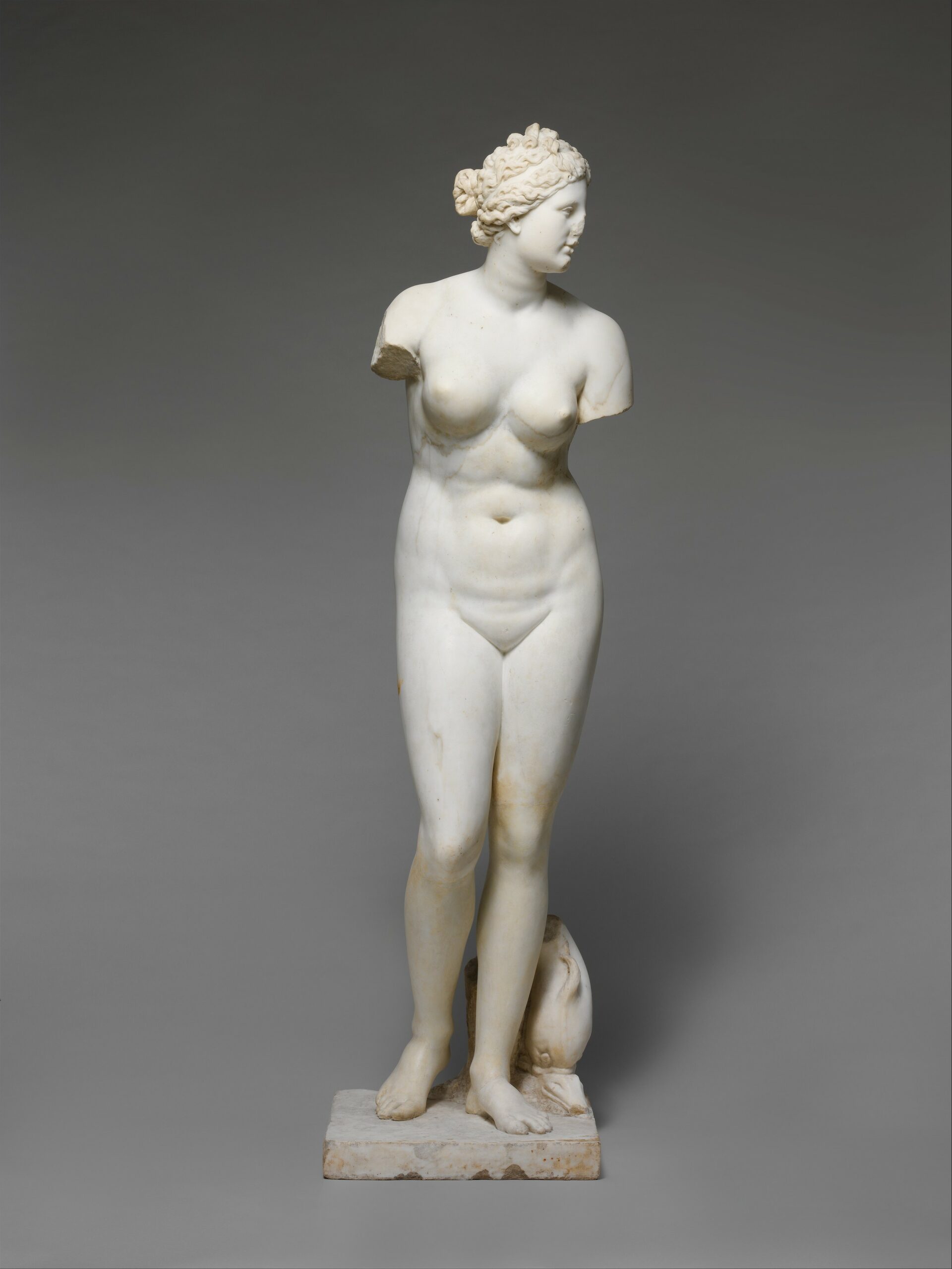 ancient female sculpture